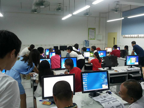 揭阳市残疾人电子商务培训班开班(图2)