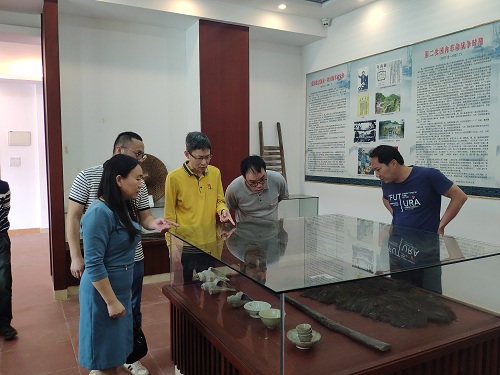 惠来县残联组织开展“回望大南山，永远跟党走”主题活动(图2)