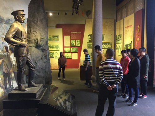 市残联组织开展爱国爱乡教育活动(图1)
