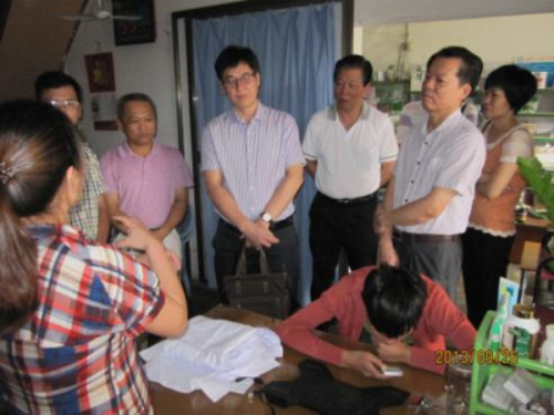 省残联康复部何康木部长带队莅揭督导“民生实事残疾人康复项目”工作(图2)