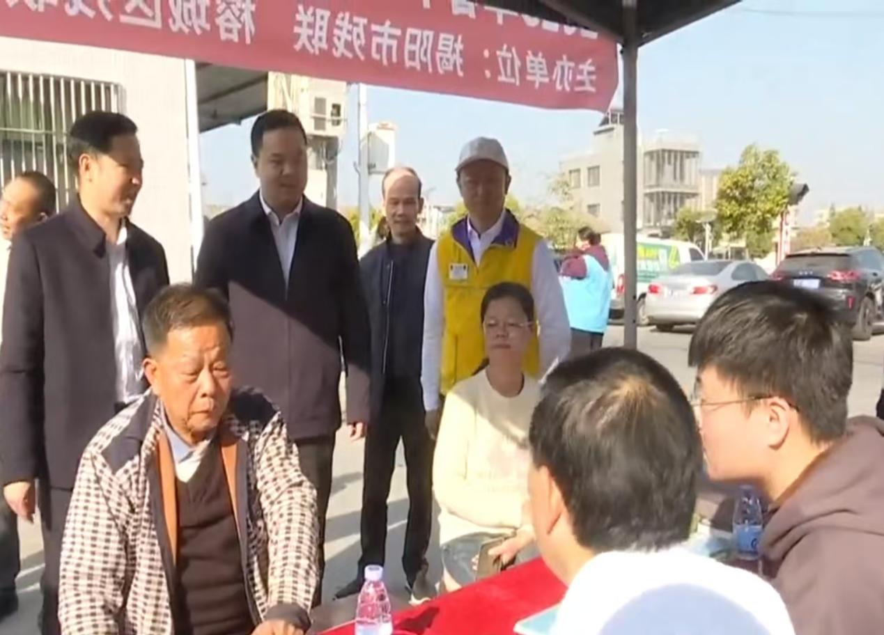揭阳市残联开展2025年“助残暖冬”春节慰问系列活动